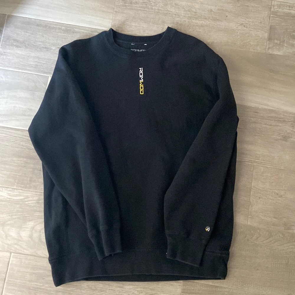 ROMWOD mens crew neck sweatshirt XLarge